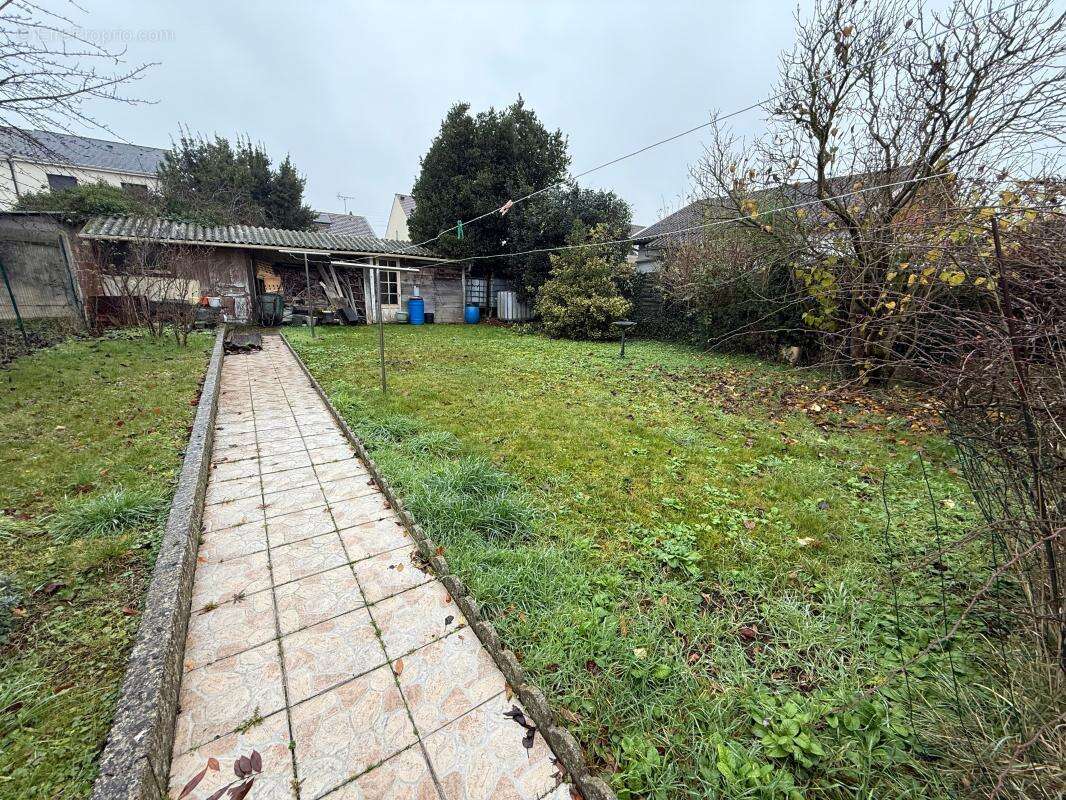 Maison à TREMBLAY-EN-FRANCE