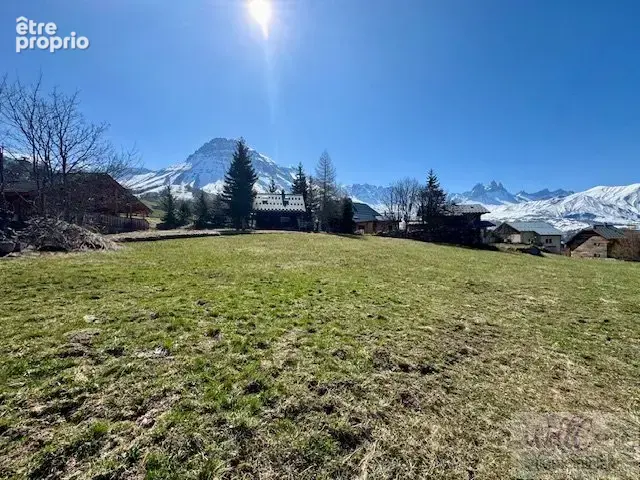 Terrain constructible au pied des aiguilles d'arves - photo 3