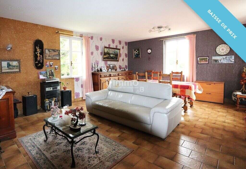 Maison à LES EYZIES-DE-TAYAC-SIREUIL