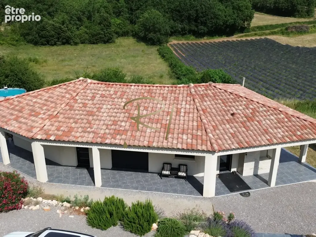 Villa contemporaine de plain-pied avec piscine   Proche Barjac - photo 12