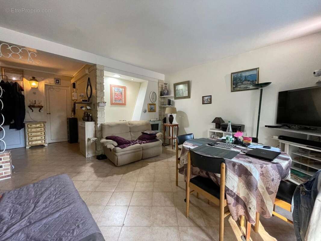 Appartement à VILLEMOMBLE