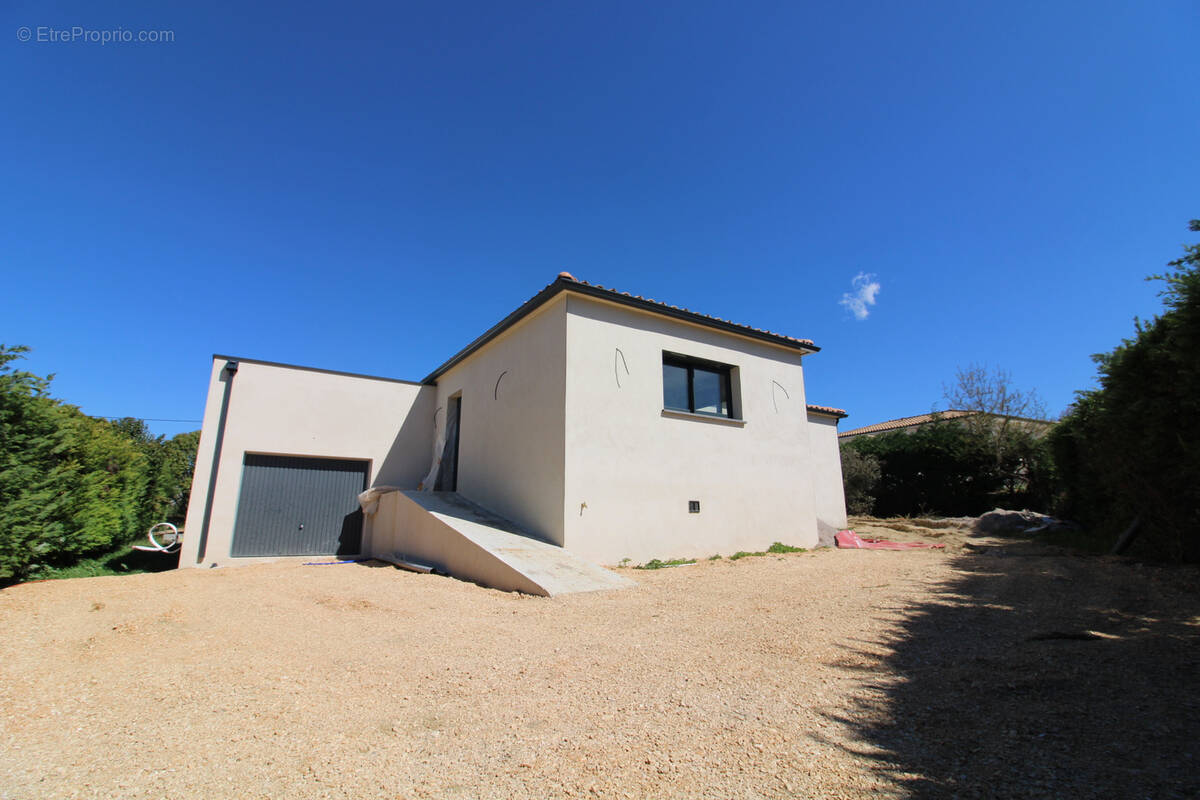 Maison à SAINT-PRIVAT-DES-VIEUX