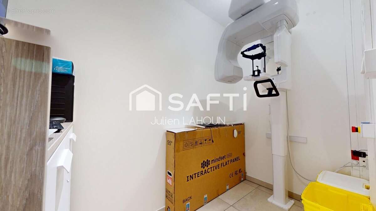 Photo 2 - Commerce à COGNAC