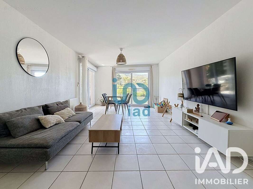 Appartement 77 m² à Toulon  - photo 2
