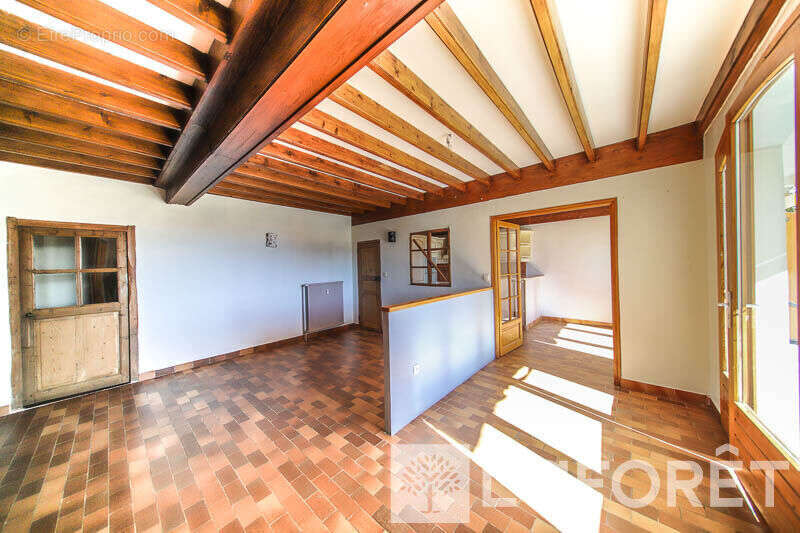 Appartement à PRUNIERES