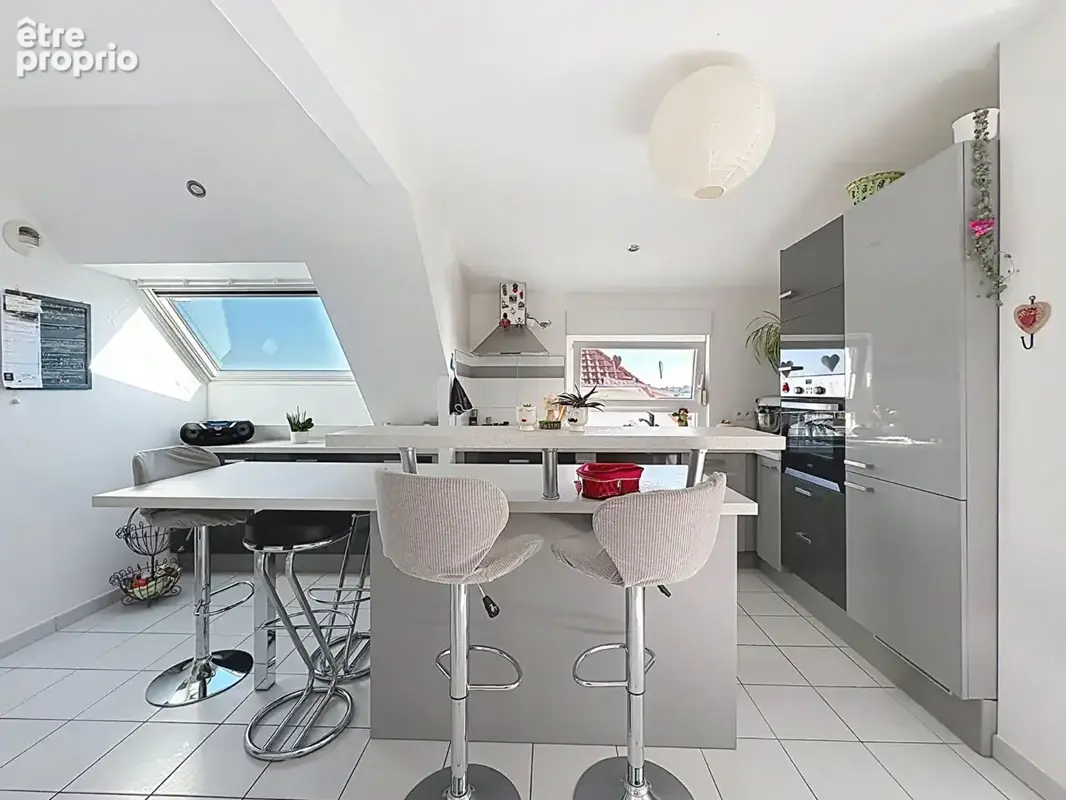 Superbe appartement T4 au dernier étage avec terrasse - photo 3