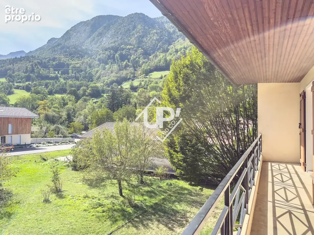 Maison avec deux appartements et terrain plat - photo 17