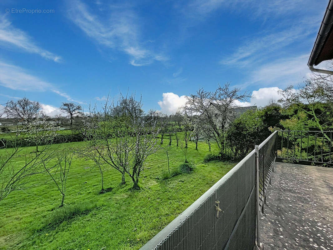 Maison à SAINT-PIERRE-DE-PLESGUEN