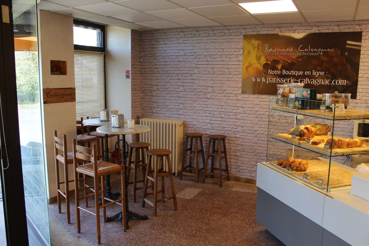 Commerce à ANGLARDS-DE-SALERS