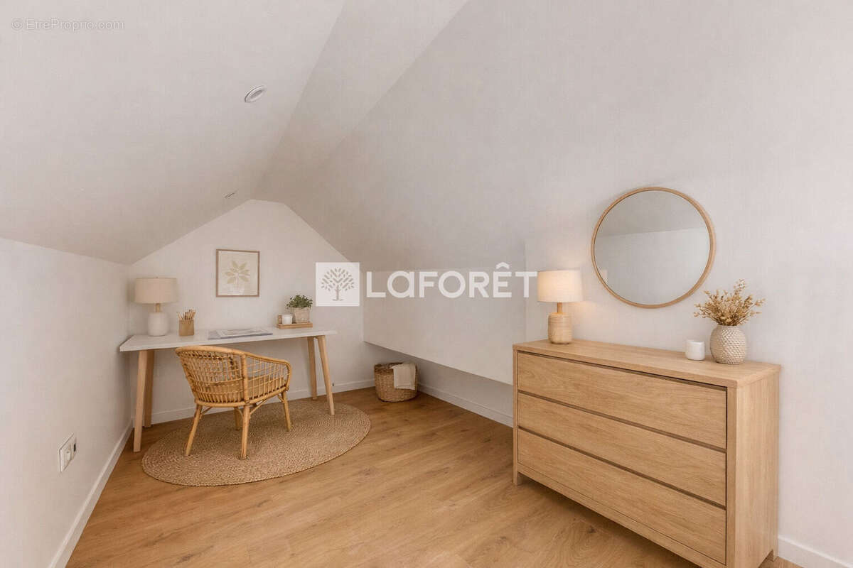 Appartement à PONTAULT-COMBAULT