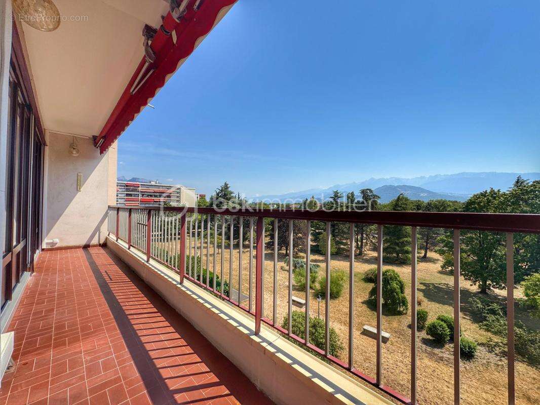 Appartement à ECHIROLLES