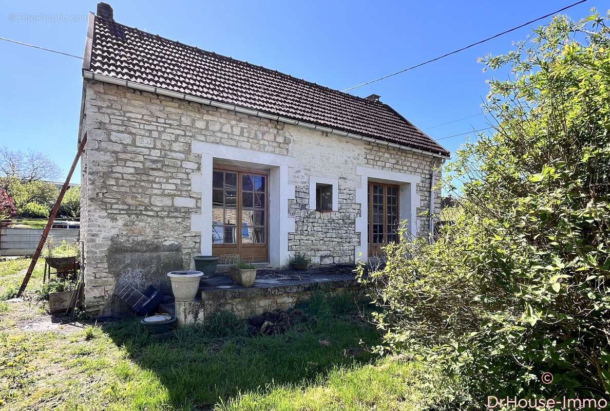 Maison à THOREY