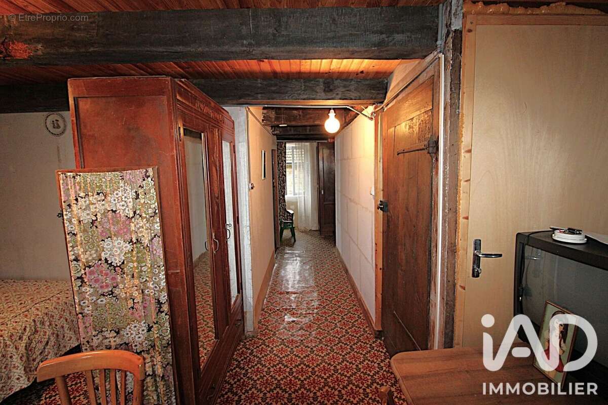 Maison 70 m² à Saint-Pardoux-Morterolles  - photo 9