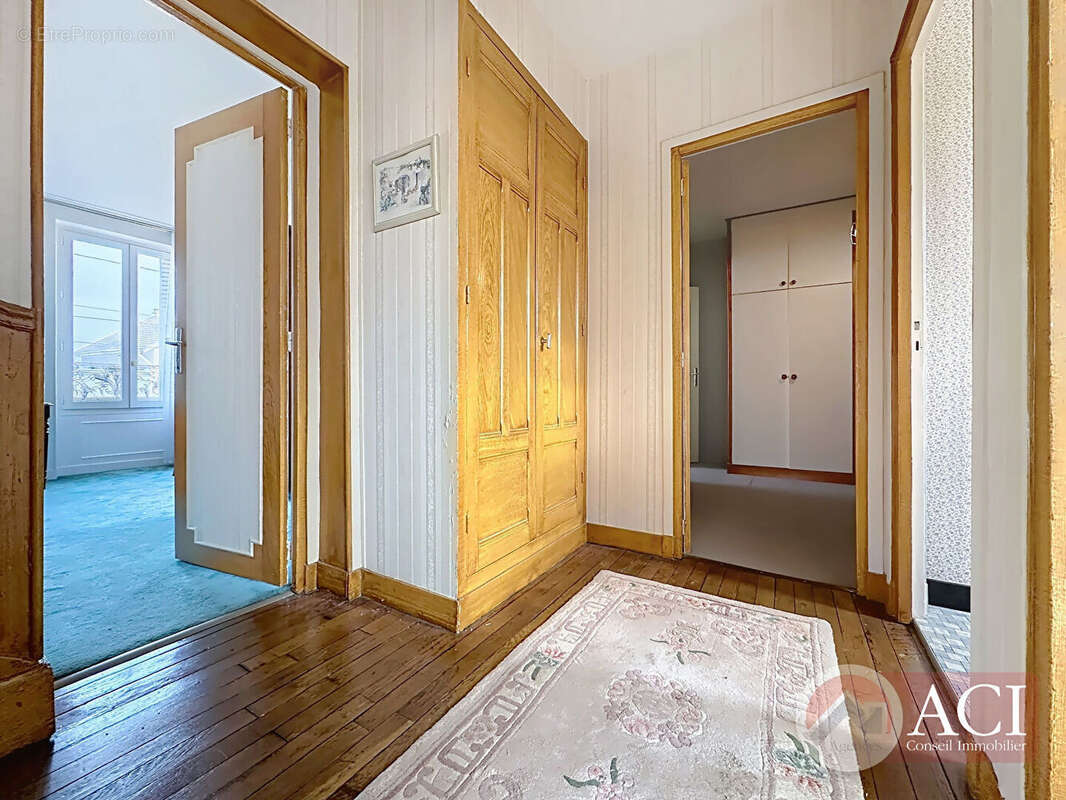 Maison à DEUIL-LA-BARRE