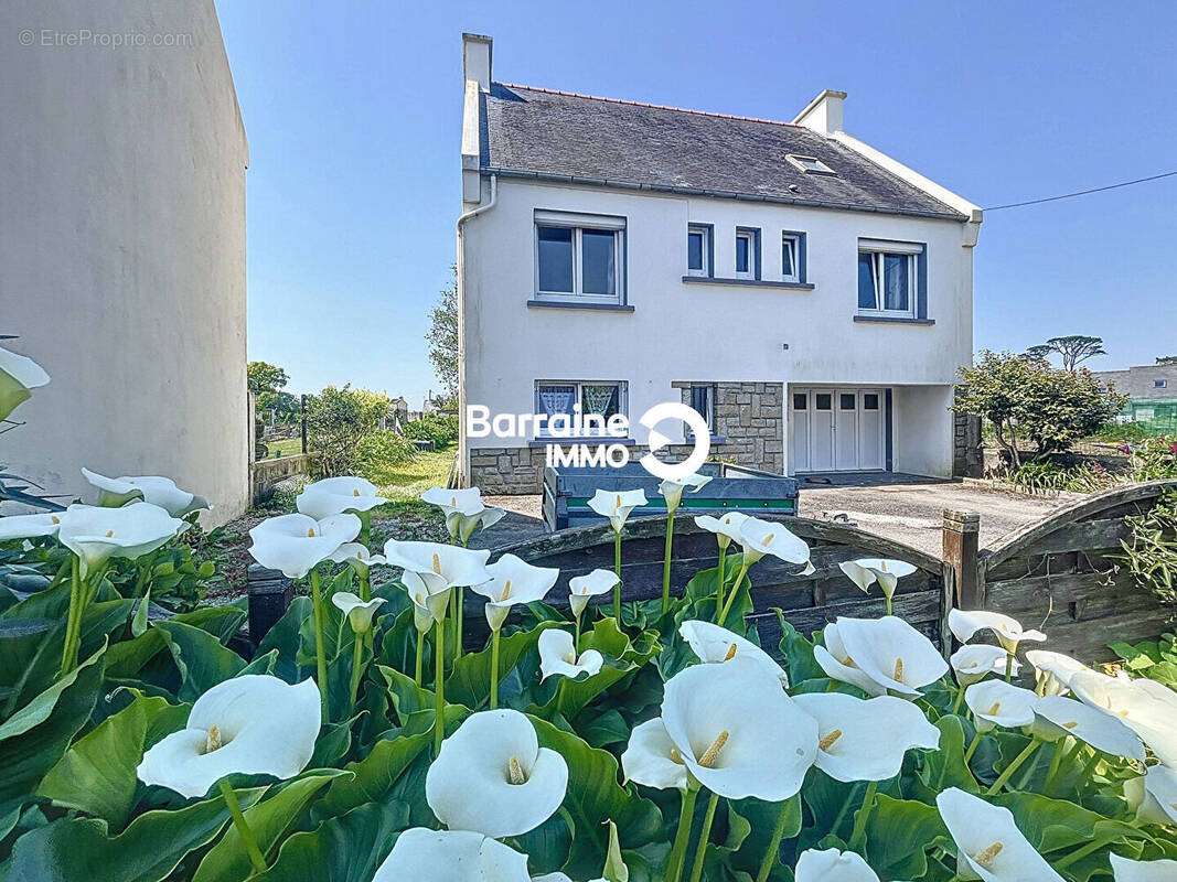 Maison à CAMARET-SUR-MER