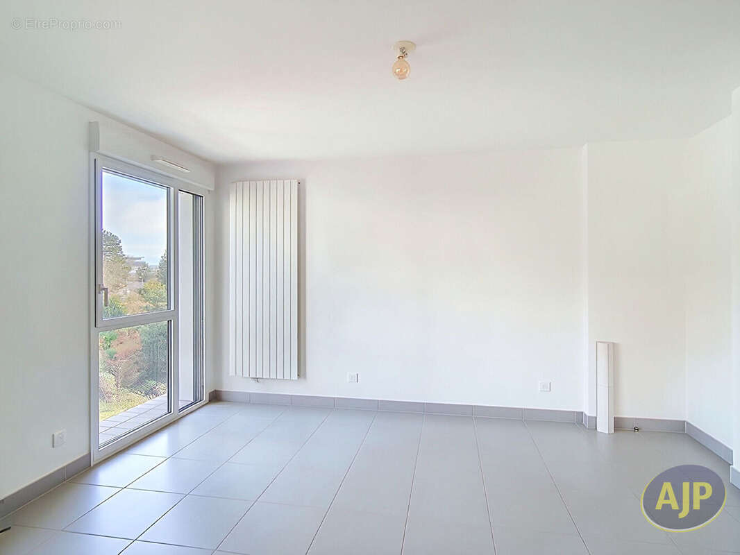 Rennes Fougères - Appartement T2 récent (2016) vendu loué -Idéal Investisseur - photo 2