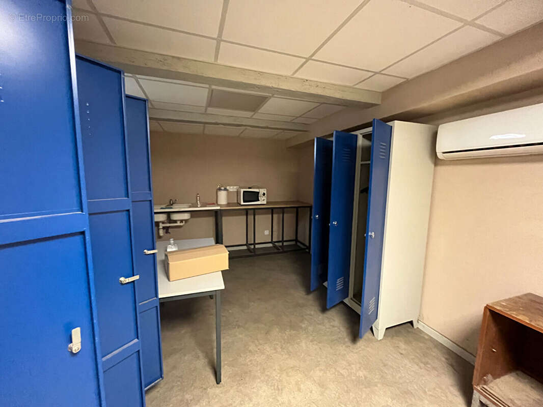 Commerce à NOYANT-DE-TOURAINE