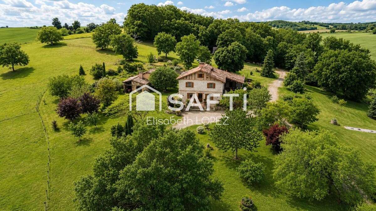 Maison 230 m² à Puybegon  - photo 2