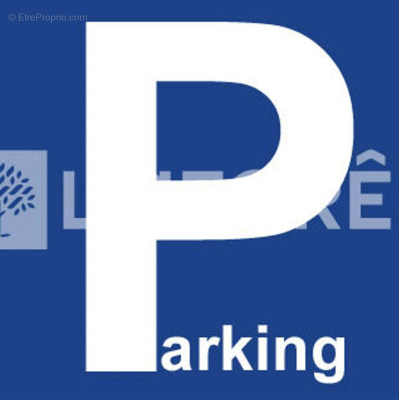 Parking à PARIS-16E