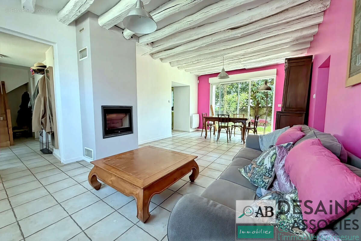 Maison à vendre à 5 min à pieds de la gare de Guerard - photo 2