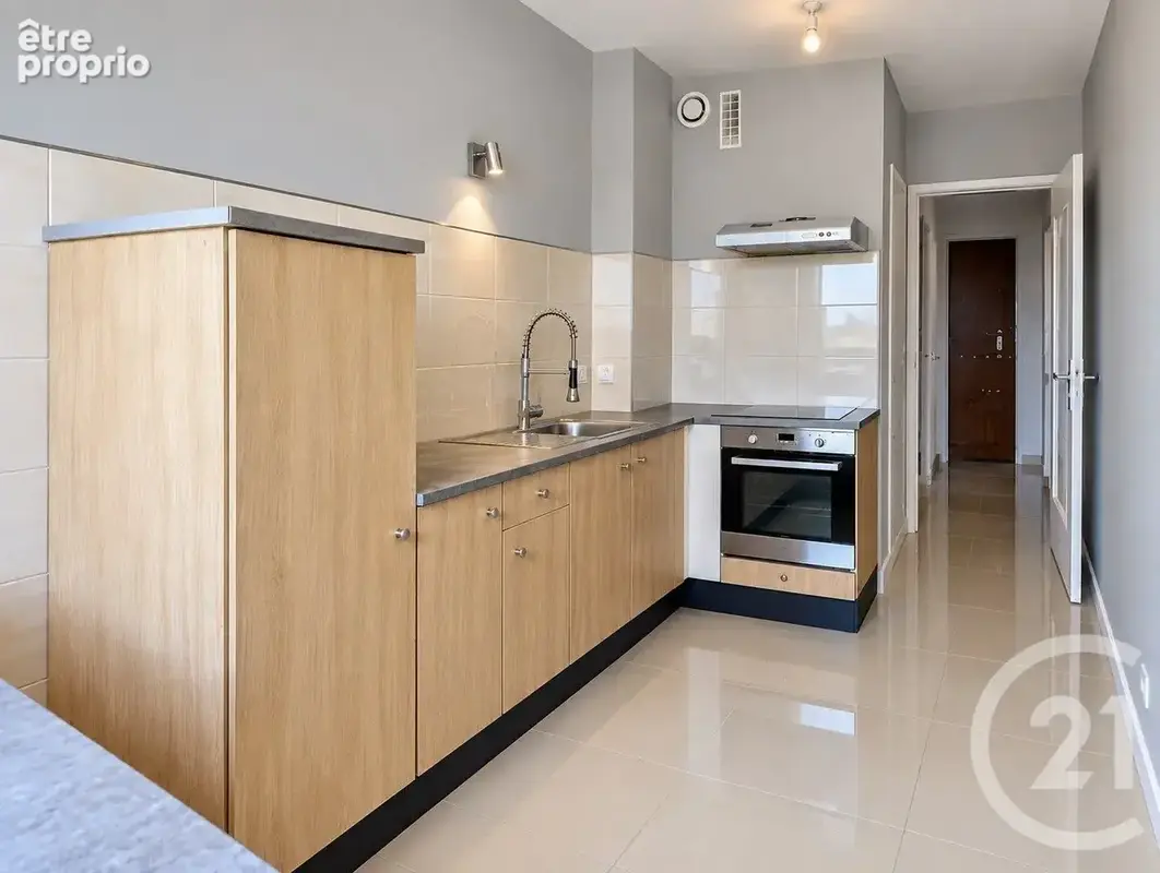 Appartement 4 pièces 72 m² à vendre à Chalons-En-Champagne (51000) - photo 2