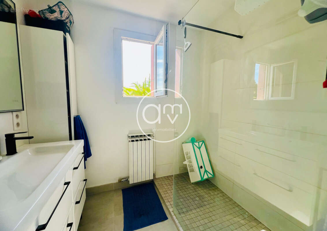 Appartement à HYERES