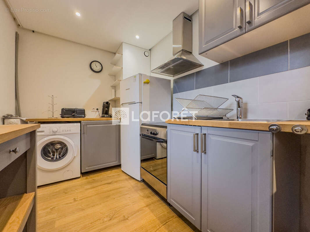 Appartement à SAINT-MARTIN-D'HERES
