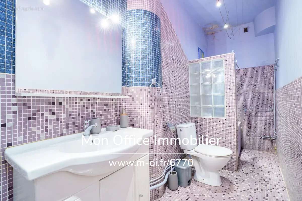 Appartement à MARSEILLE-1E