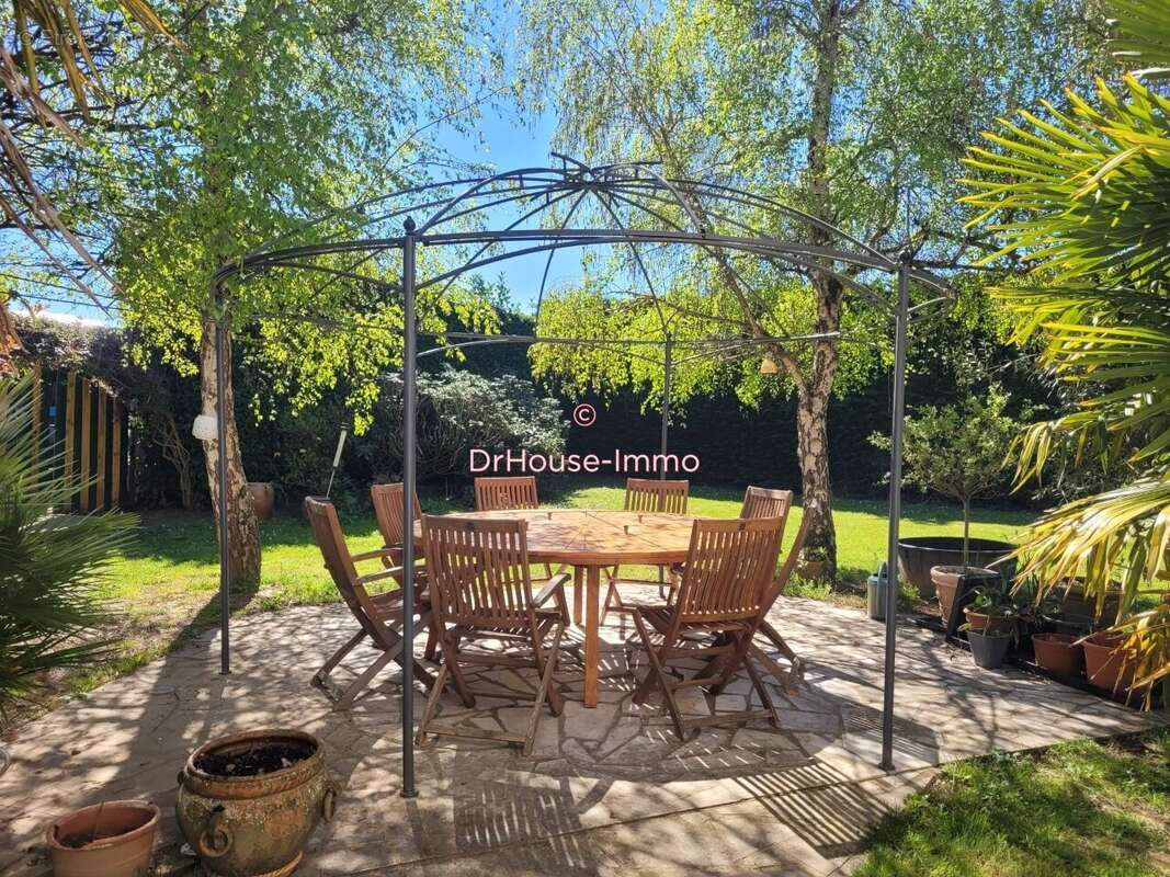 Maison 245 m² à La Selle-Sur-Le-Bied  - photo 7