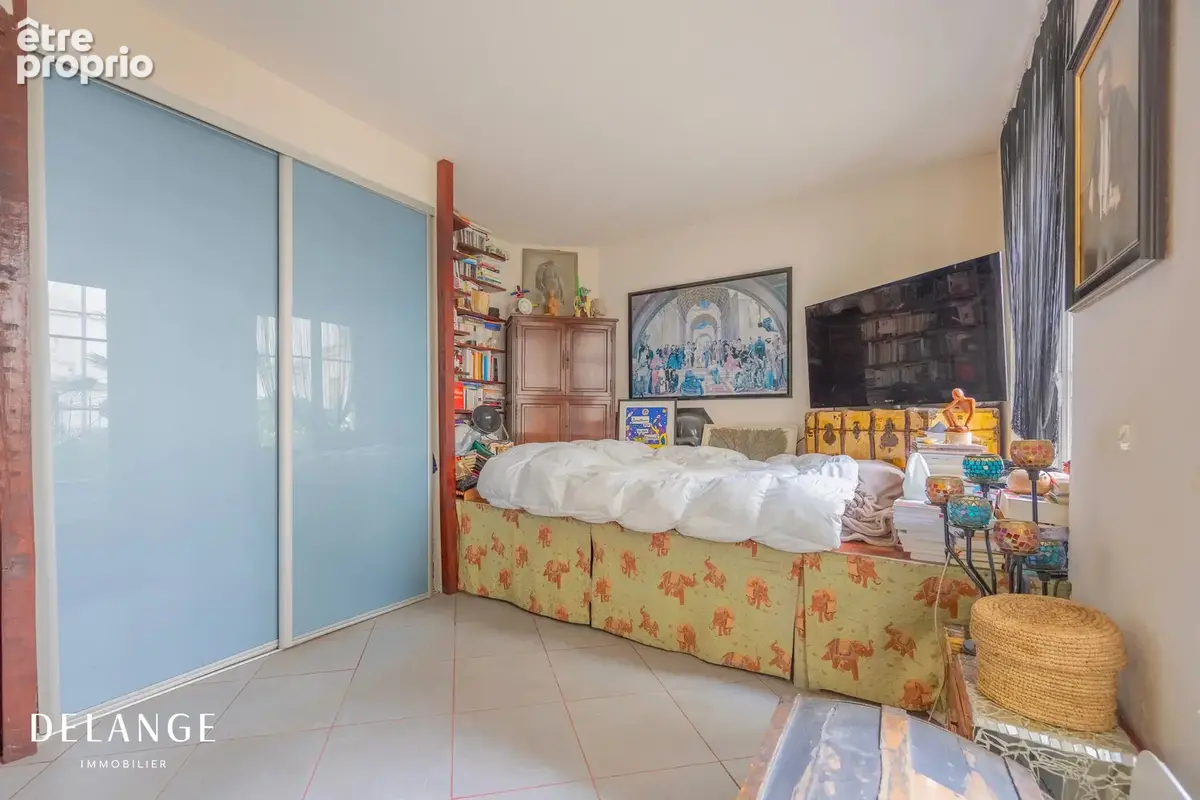 33m2 - Chateau Rouge - Studio - photo 2