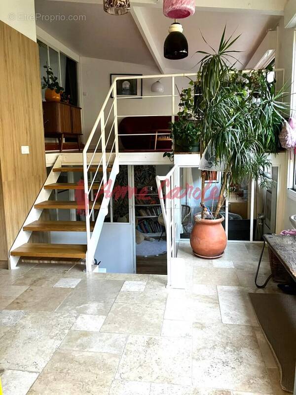 Appartement à PARIS-20E