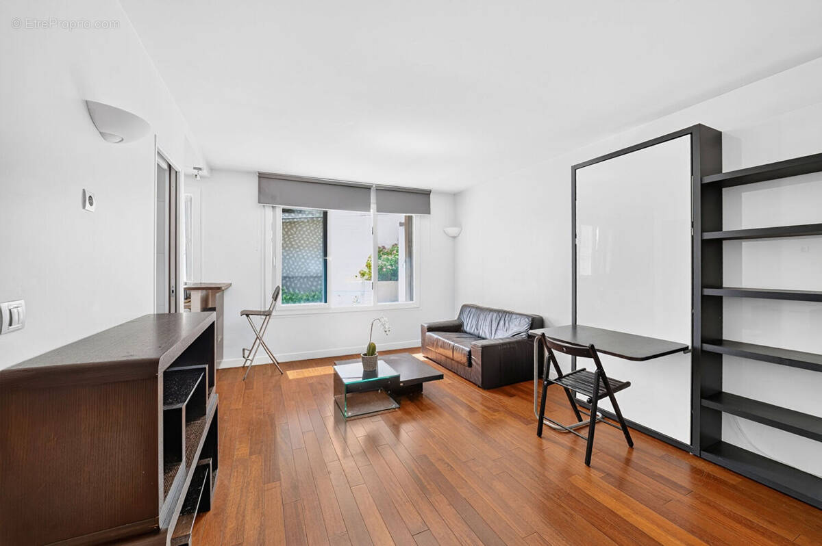 Appartement à PARIS-12E