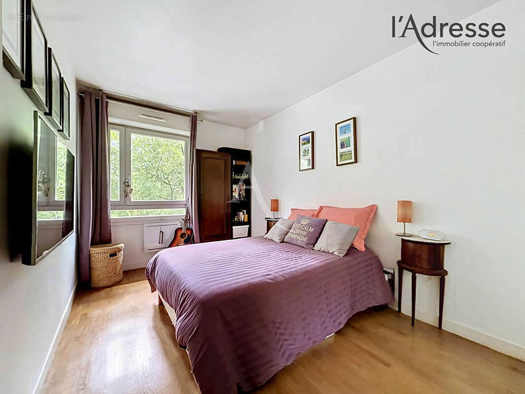 Appartement à COURBEVOIE