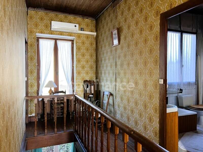 Maison à CHEVANCEAUX