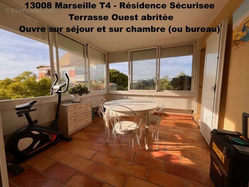 Appartement à MARSEILLE-8E