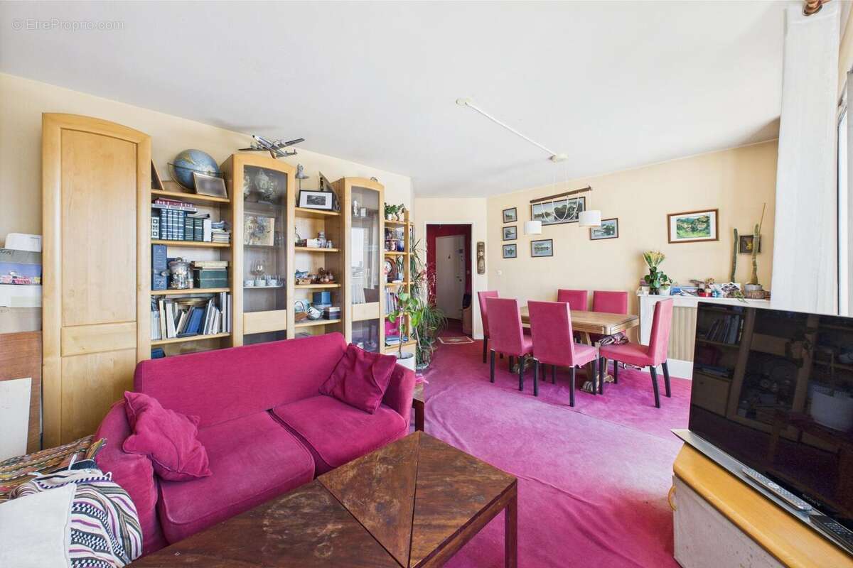 Photo 4 - Appartement à COURBEVOIE