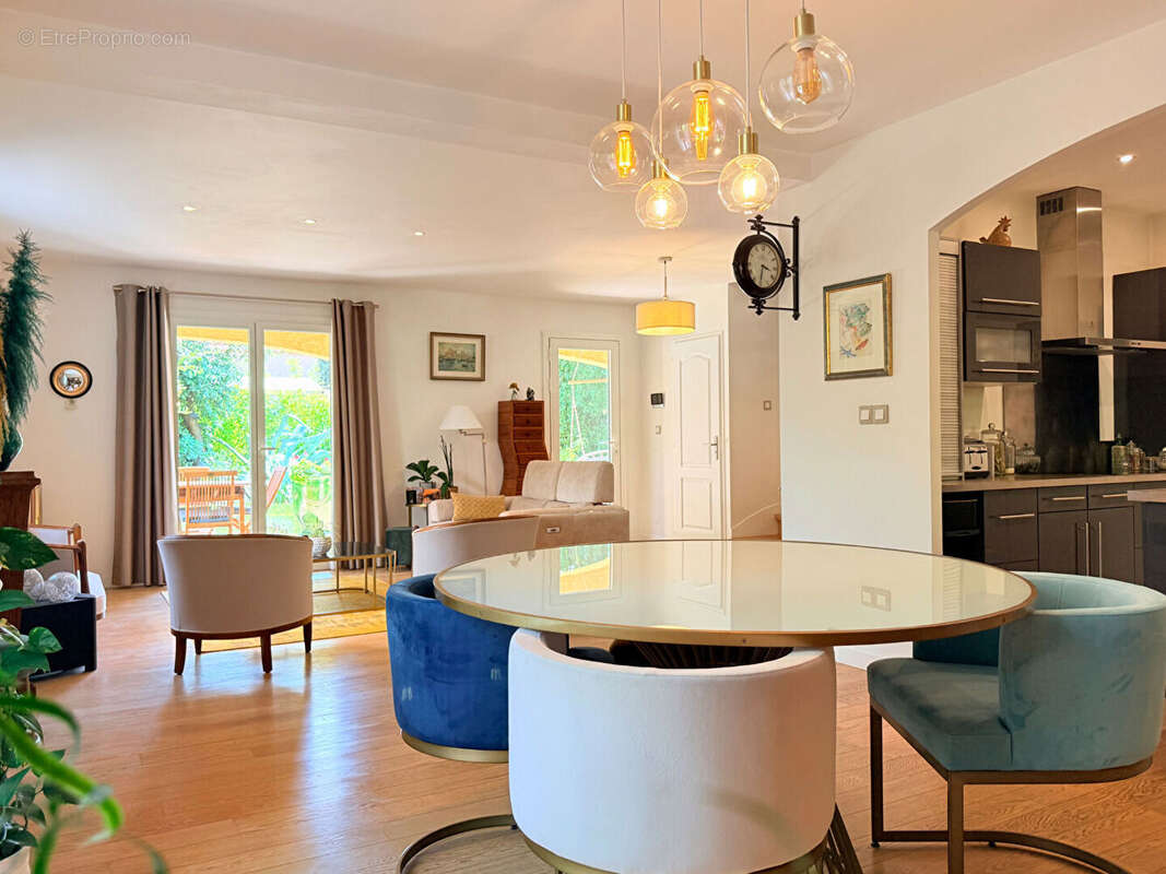 Elégante villa provençale - Saint Paul Trois Chateaux - 5 pièces -122m² - photo 8
