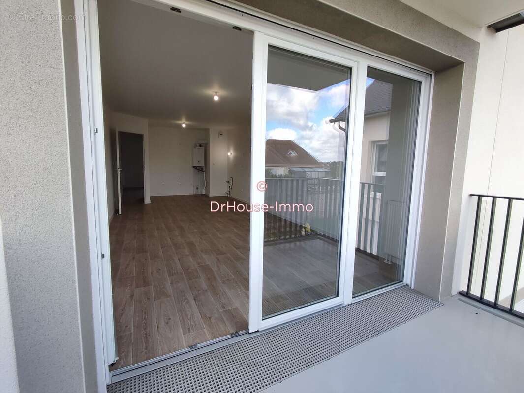 Appartement à CORMELLES-LE-ROYAL