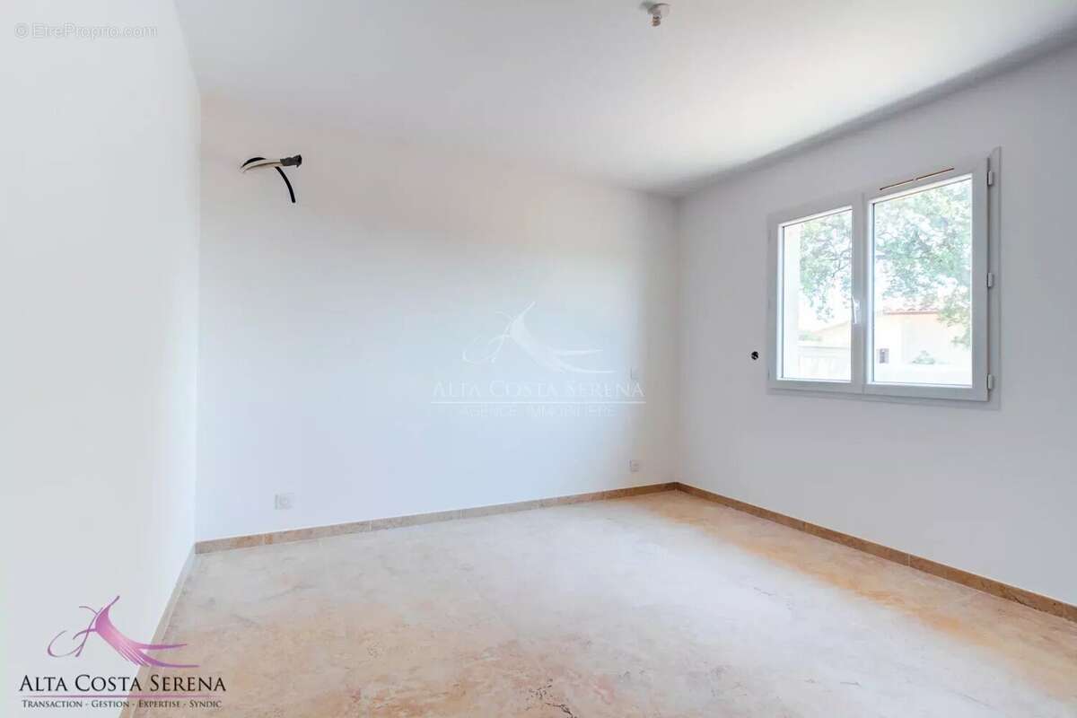 Villa T4 de 114 m² sur Ghisonaccia - photo 18