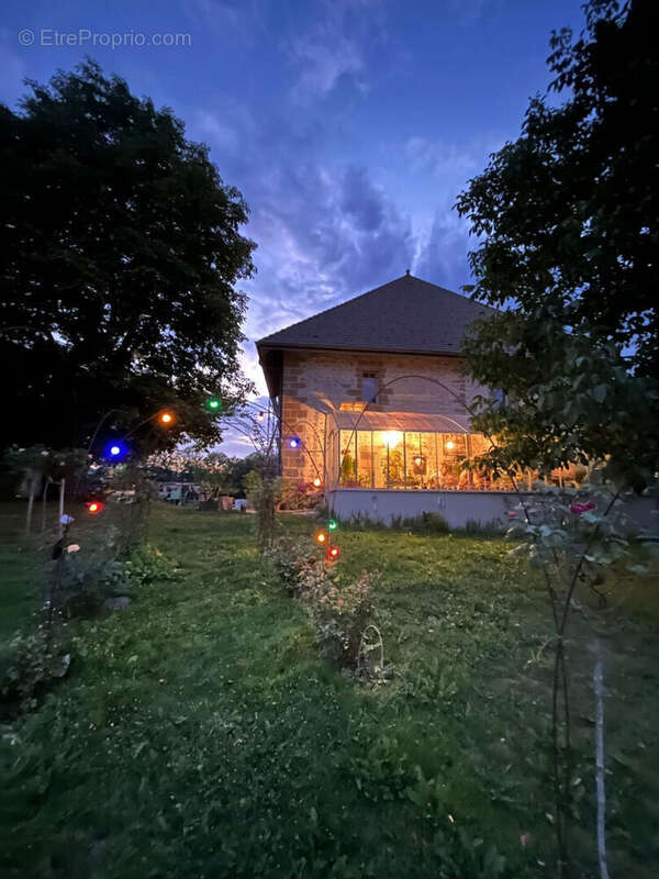 Maison à MARIGNY-SAINT-MARCEL
