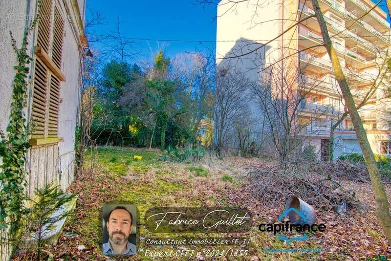 Doubs (25), à vendre Besançon, maison de 320 m2 + terrain de 2190 m2 - photo 22