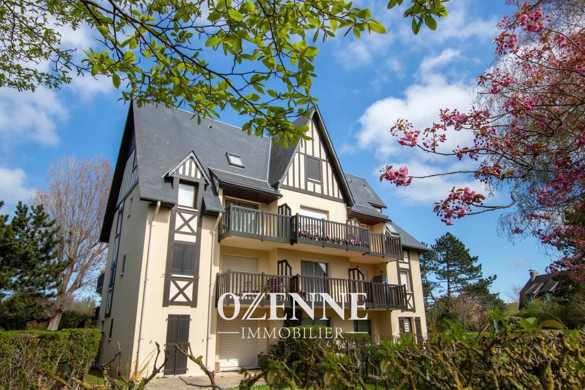 Appartement à TOURGEVILLE