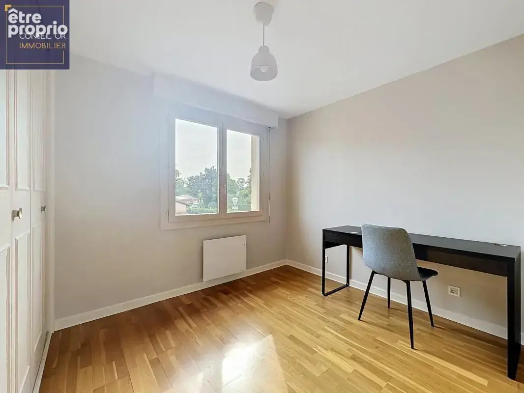 Maison Saint-Genis-Laval La Chapelle aux Paons 5 pièces 125 m² sur terrain paysager 737 m² avec piscine - photo 12