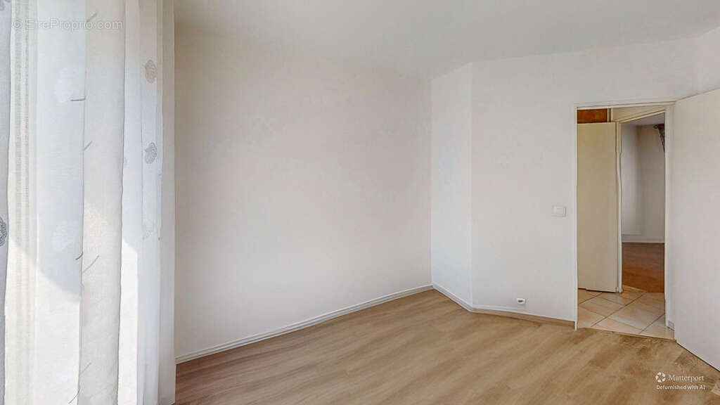 Appartement à PONTAULT-COMBAULT