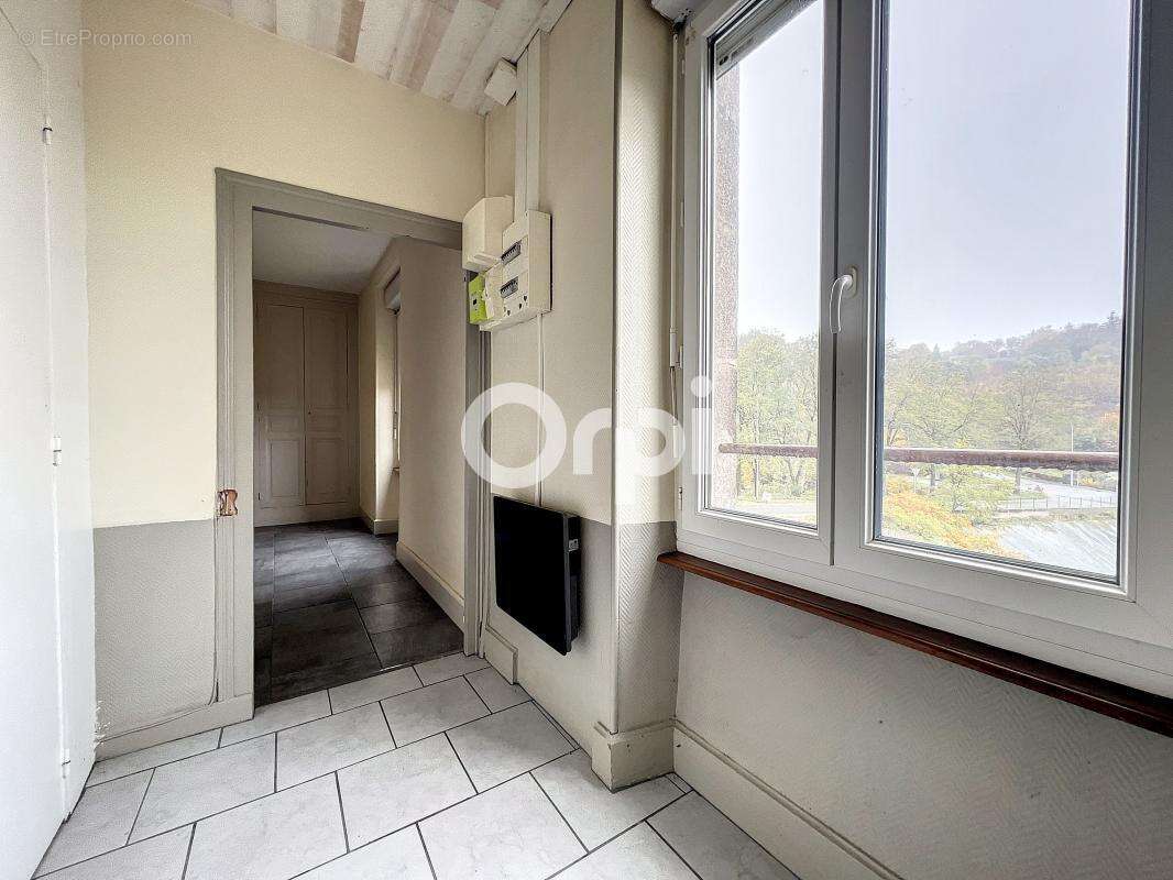 Appartement à SAINT-ELOY-LES-MINES