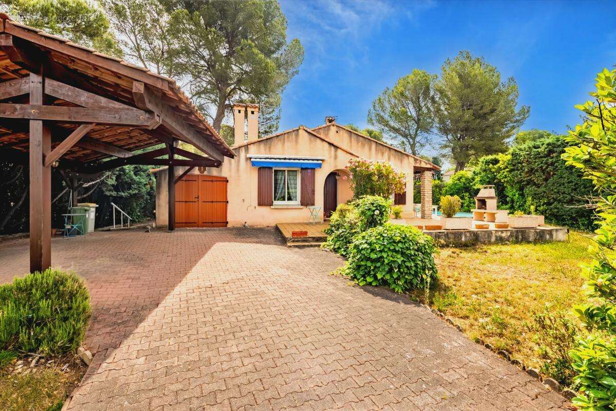 Maison à BOUC-BEL-AIR
