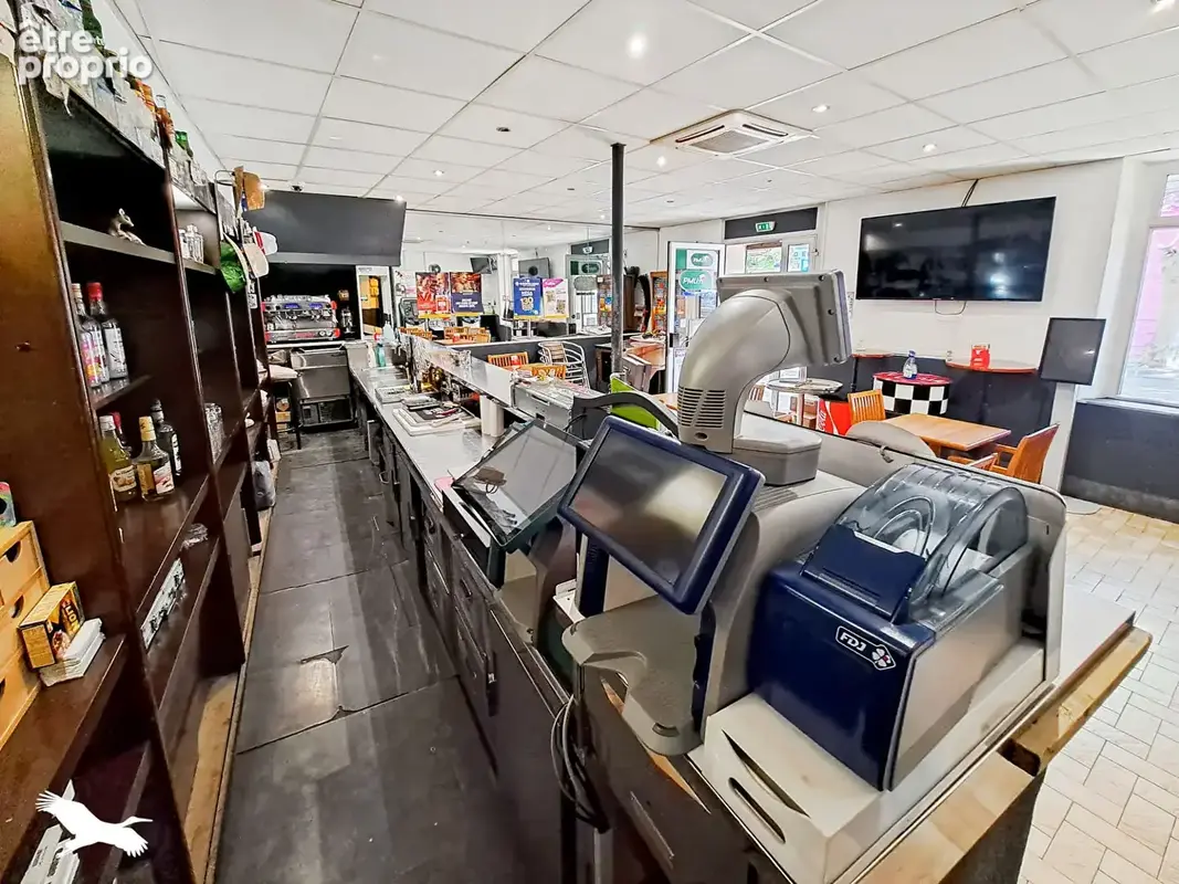 À VENDRE Fonds de commerce bar débit de boissons à Marseille - photo 5
