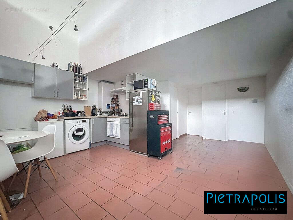 Appartement à CRAPONNE