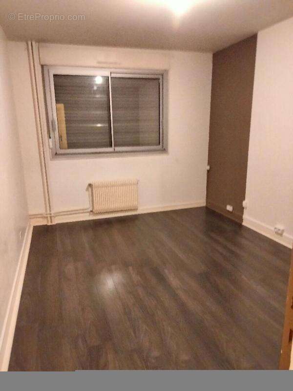 Appartement à LYON-8E
