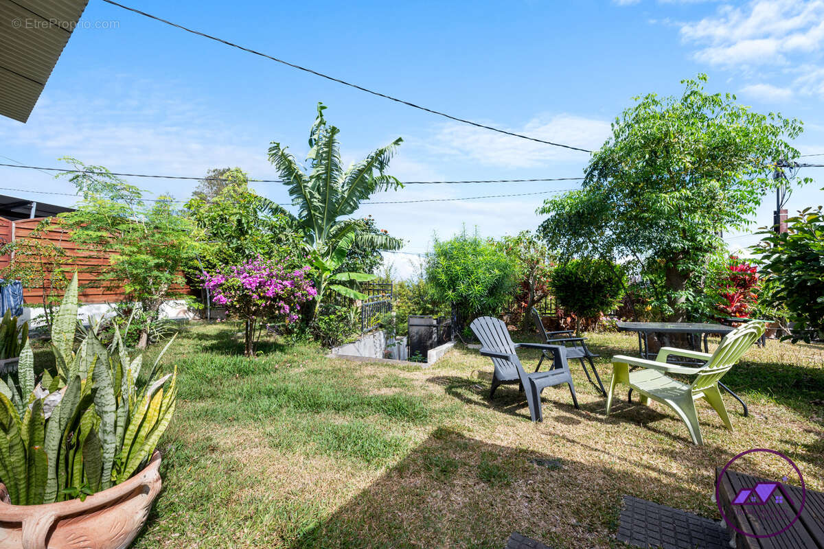 Maison à SAINT-DENIS